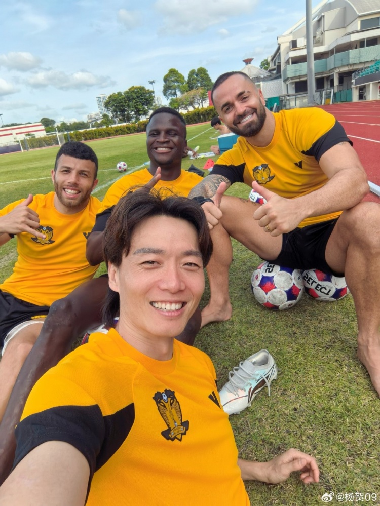 开云在线-加盟新加坡球队后港联!35岁杨贺发文:反正人生是用来体验的