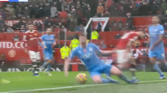 1640759543649012784.gif C罗德布劳内.gif