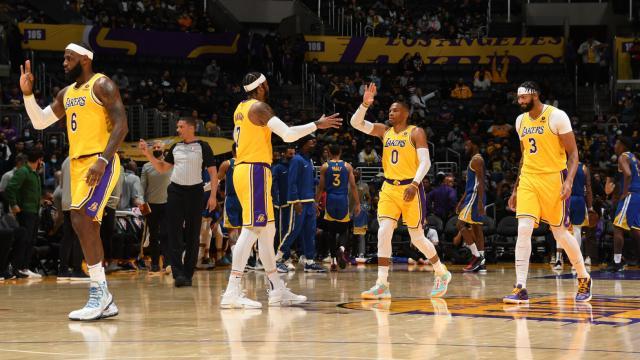lebron-carmelo-davis-westbrook-vs-warriors-1568x882.jpg