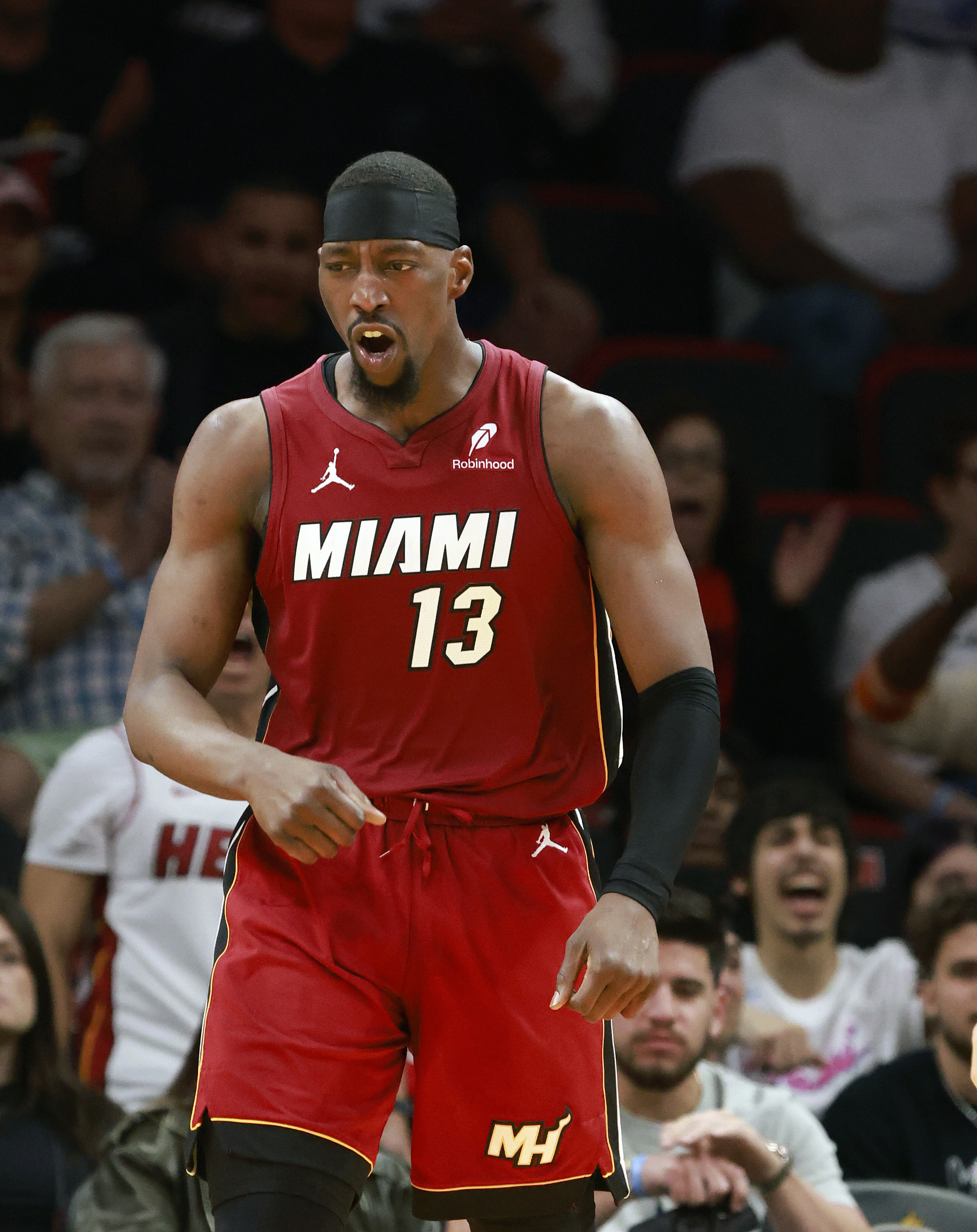 开云官网-麦坎茨:卢卡&大帝&米球70分都是堂堂正正拿的 科比也没故意要球