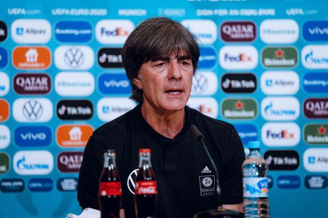 开云体育-基米希:我们以我为主 勒夫:C罗不是只会挪可乐瓶